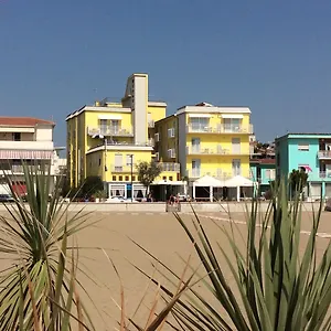 https://hotel-verona-caorle.hotelinveneto.com